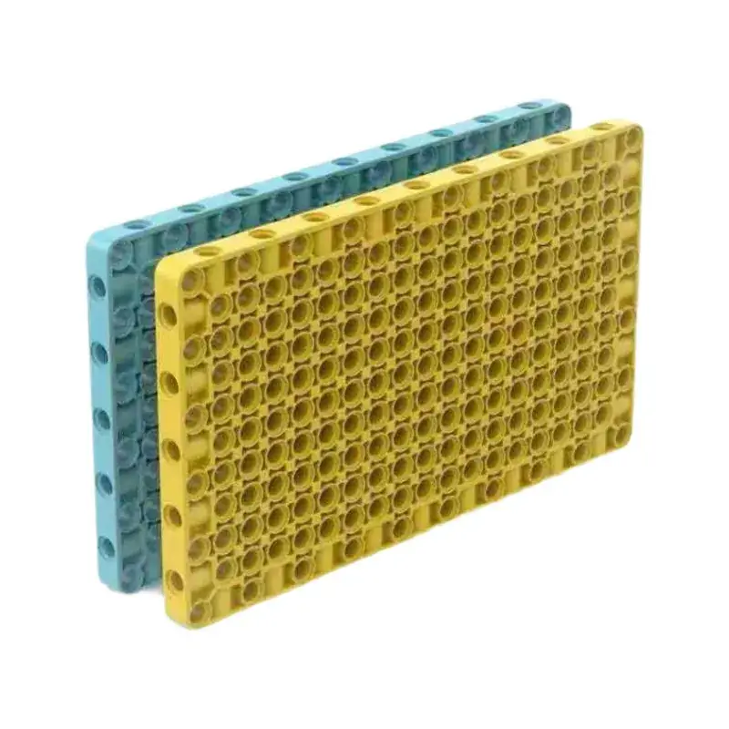 Lego 3D Blocks 11x19 Hole Science Puzzle - Image 2