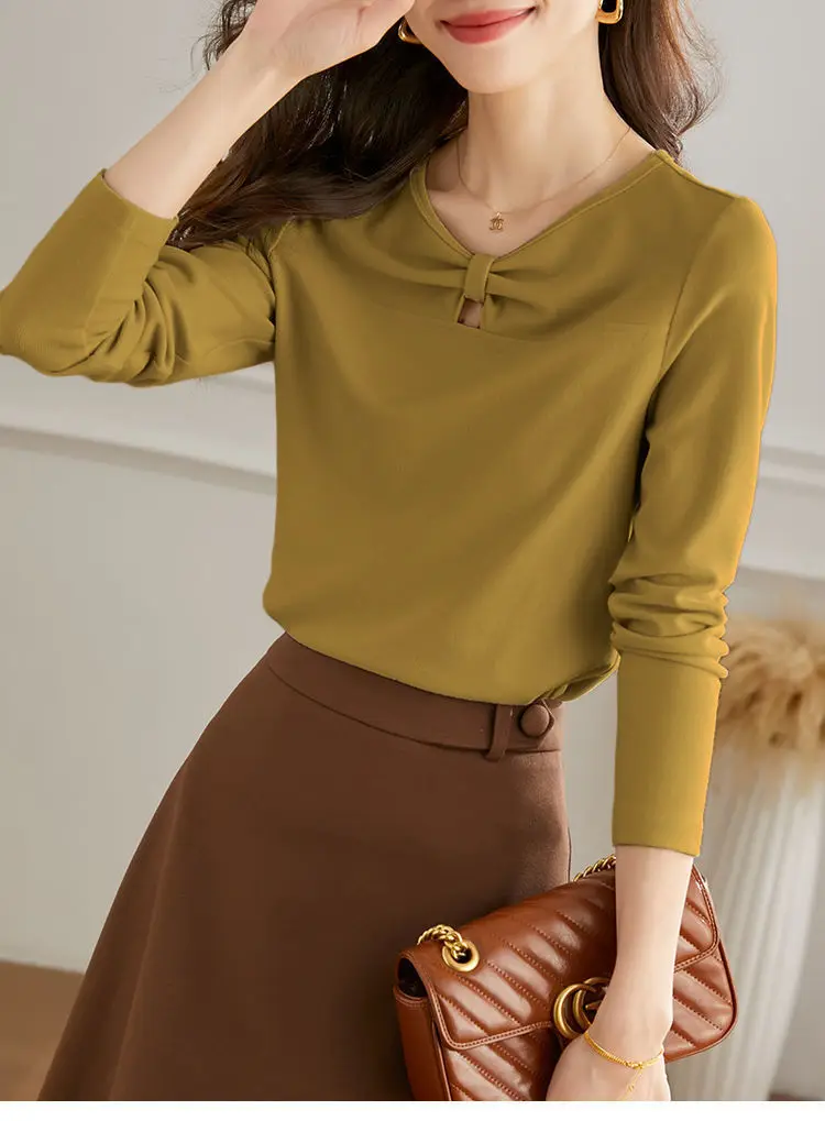 Women V-Neck T-Shirt Black 2022 Winter Long Sleeve — feature 35