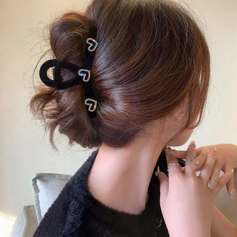 Love Rhinestone Hair Clip for Women High Ponytail Back — feature 6