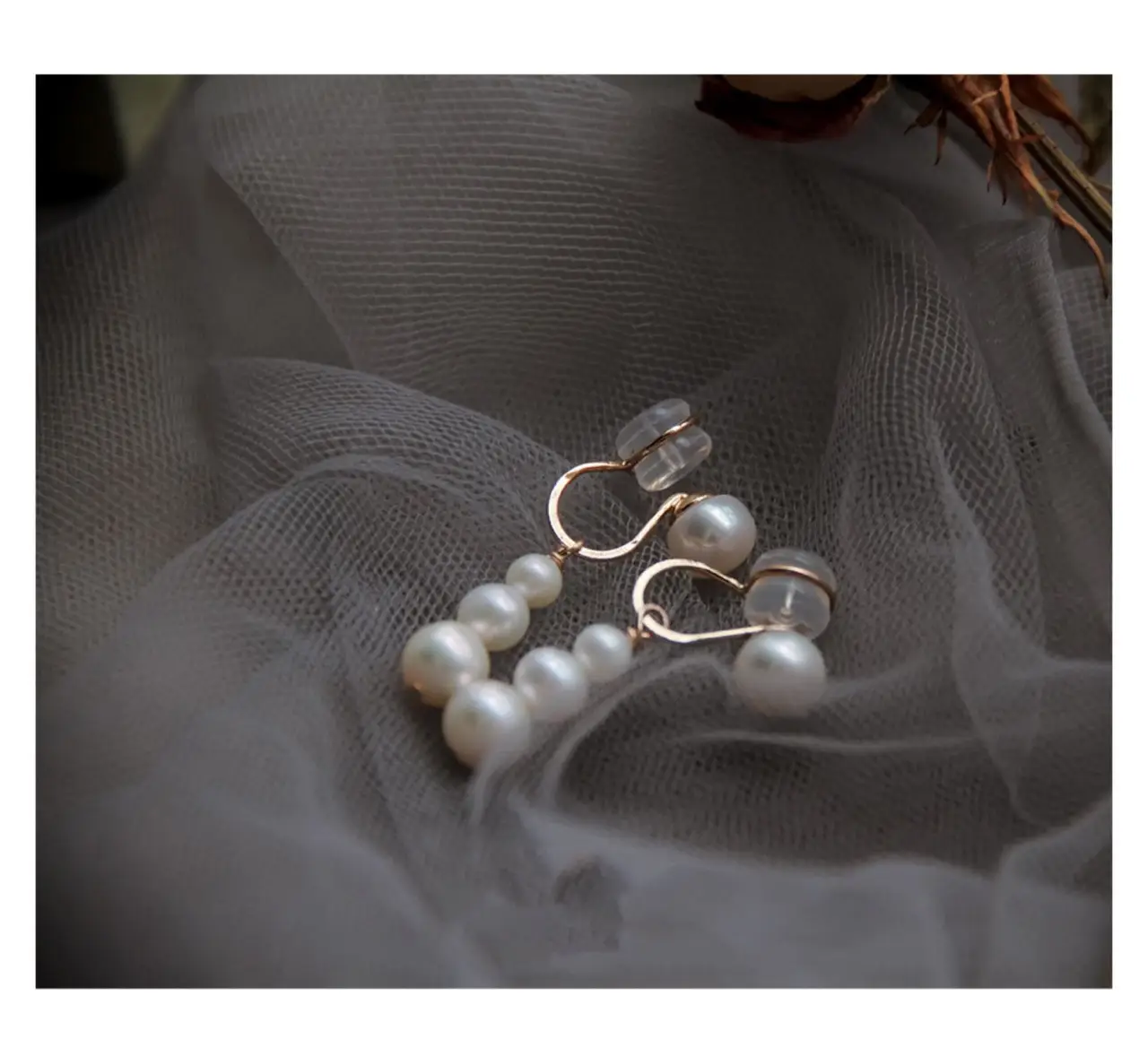French Style Pearl Earrings for Women — feature 9