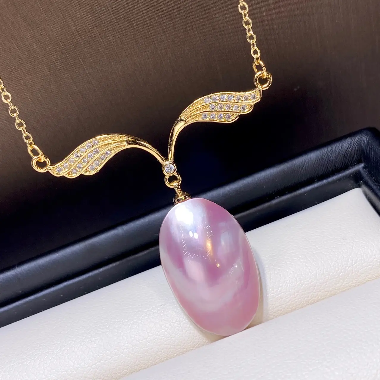 Pink Wings Pearl Pendant Necklace for Women - Image 3