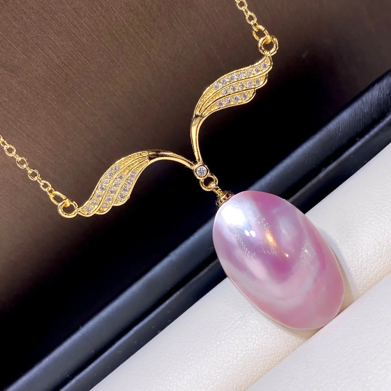 Pink Wings Pearl Pendant Necklace for Women - Image 4