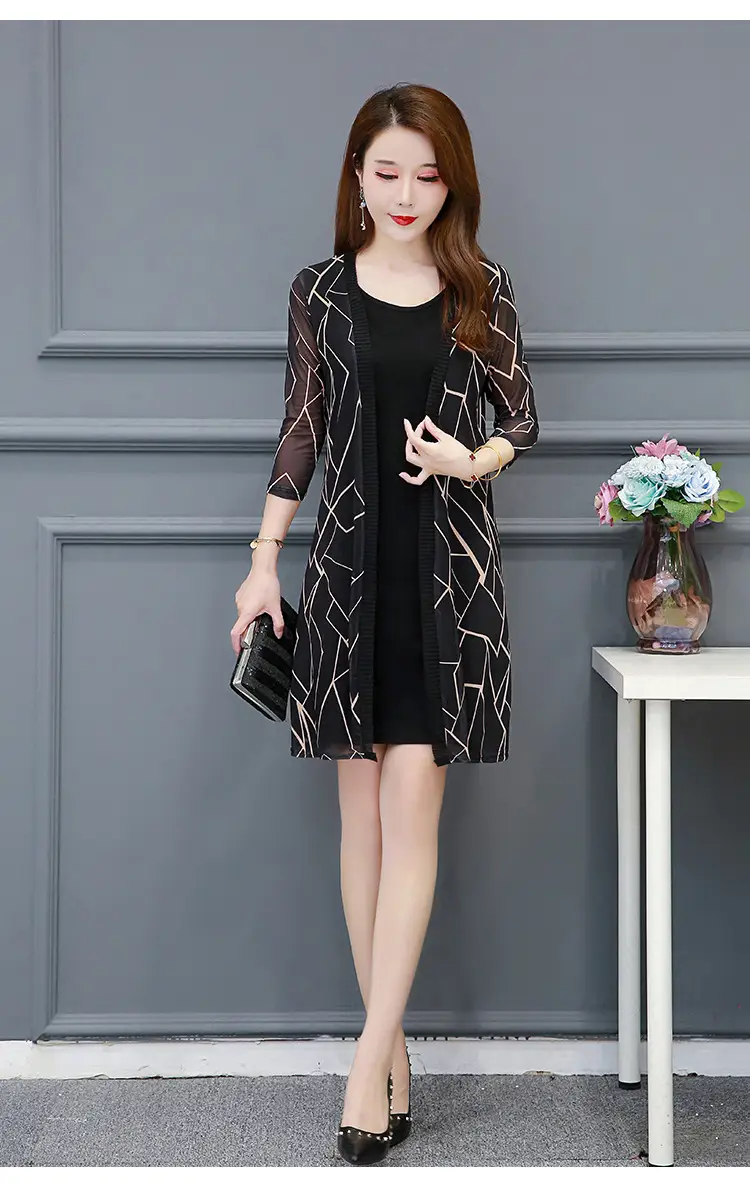 Women's Black Floral Lace Sunscreen Mid-Length Shawl Top Mesh Cardigan — feature 28