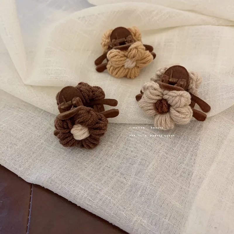 Wool Knitted Flower Hairpin 2025 Spring New High-End Back Head Shark Grabber Large Hairpin - Image 6