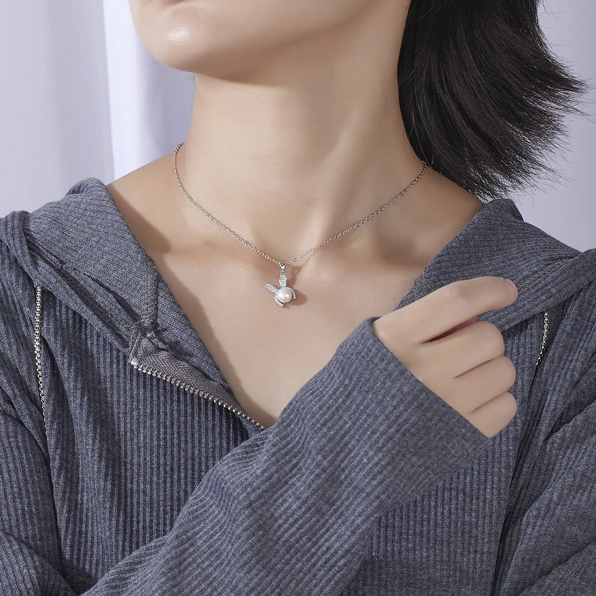 2022 Korean Style Pearl Rabbit Pendant Set - Image 4