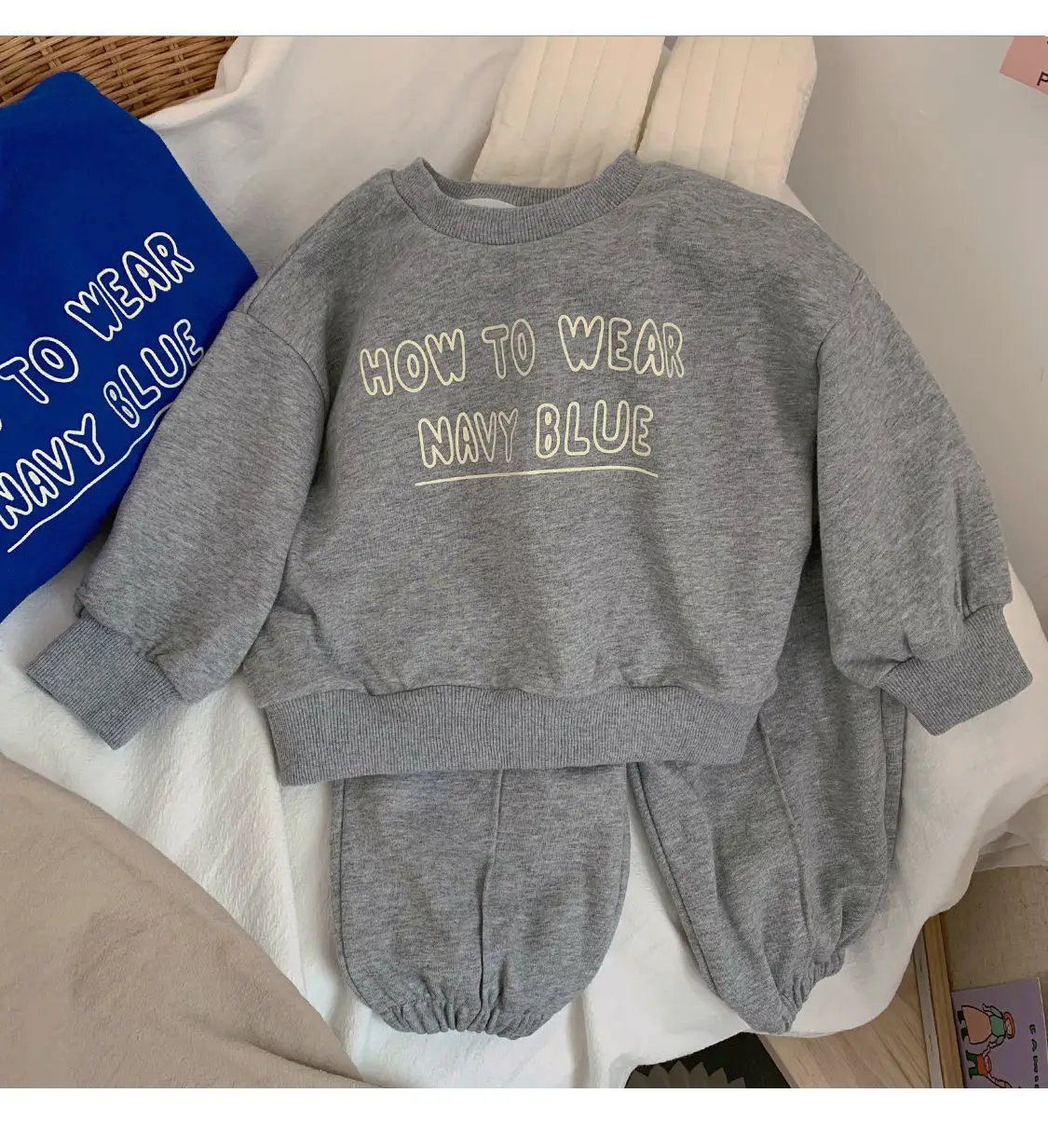 Blue Korean Style Fleece Two-Piece Suit for Boys Girls — feature 12