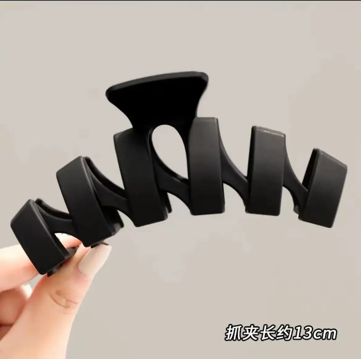 large m black