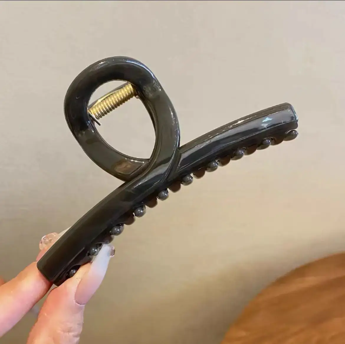 High-Grade Acrylic Shark Clip for Women's Hair - Image 17