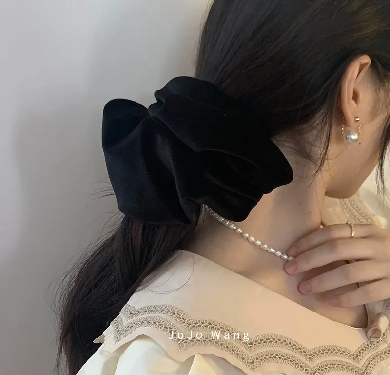 Black Velvet Large Hair Band for Women — feature 12
