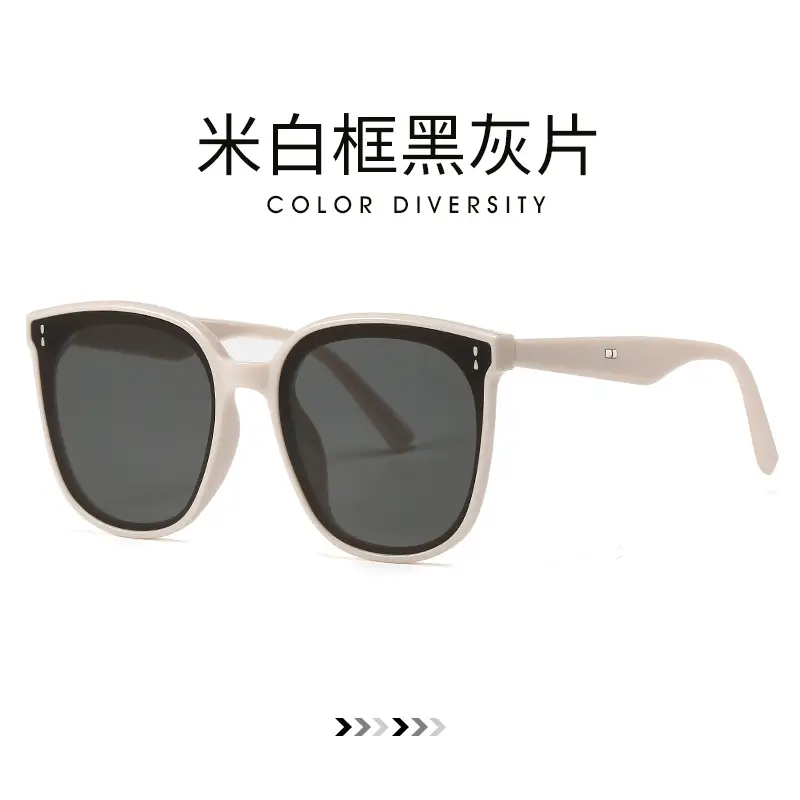 Women UV Sunglasses Black Frame Orange Lens - Image 10