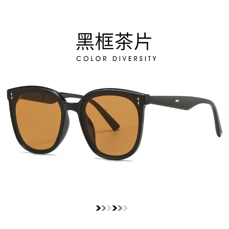 Women UV Sunglasses Black Frame Orange Lens - Image 2
