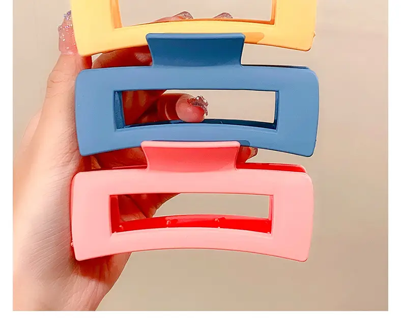 Autumn & Winter Acrylic Hair Clips Women Korean Style — feature 9