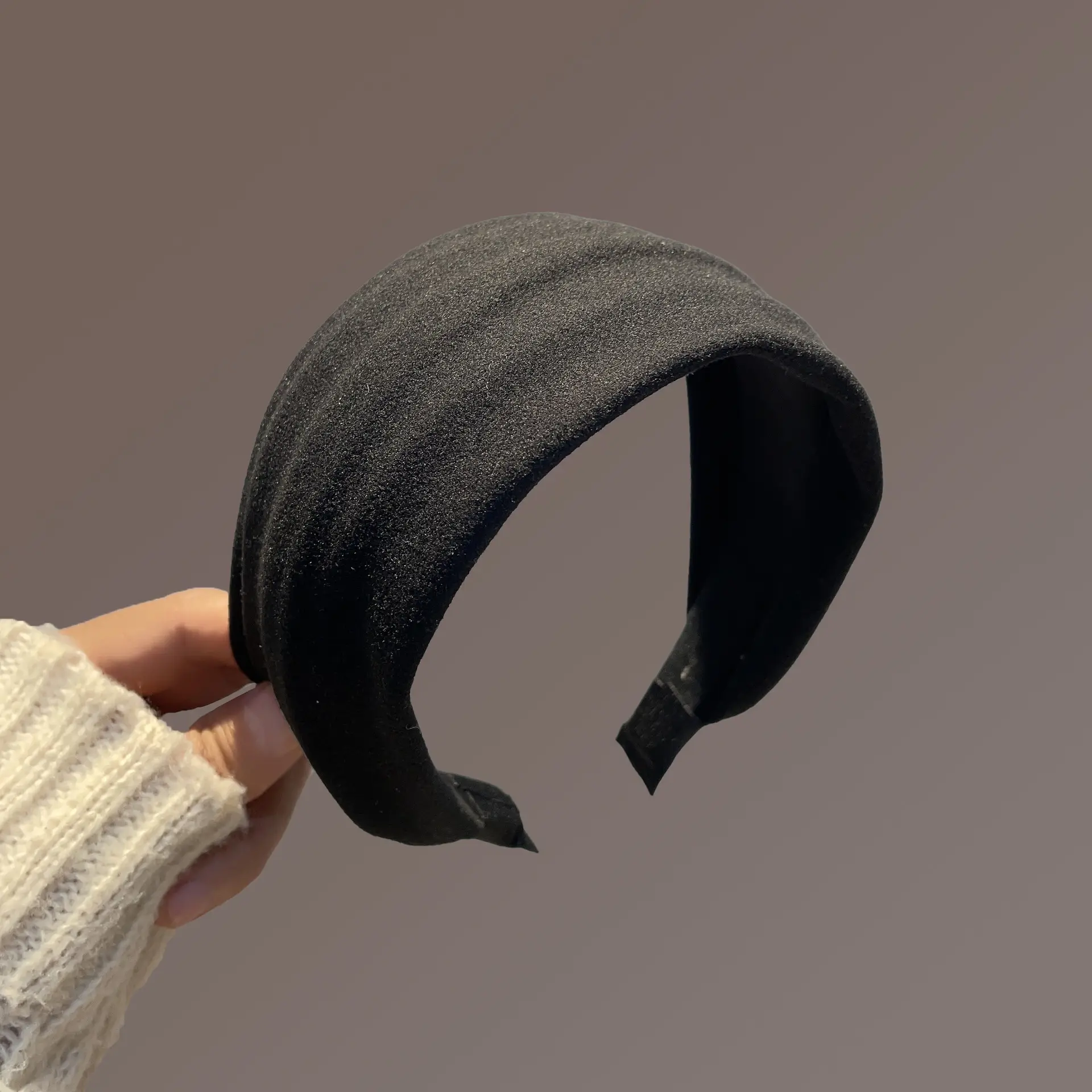 Knitted Hairpin with Ultra-Wide Bristle for Women