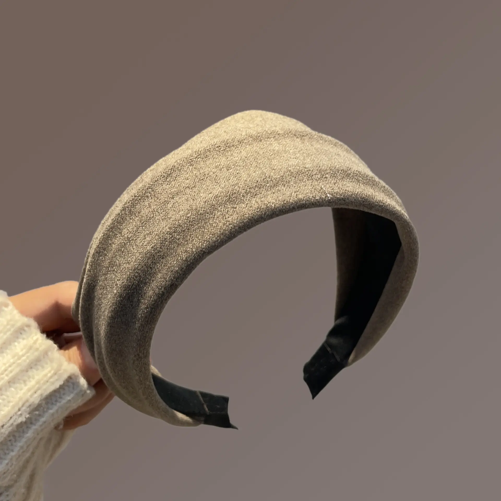 Knitted Hairpin with Ultra-Wide Bristle for Women