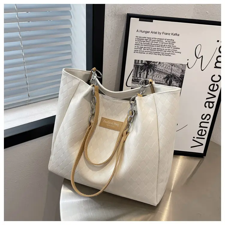 Women's Quilted Shoulder Bag White Brown 2022 — feature 29