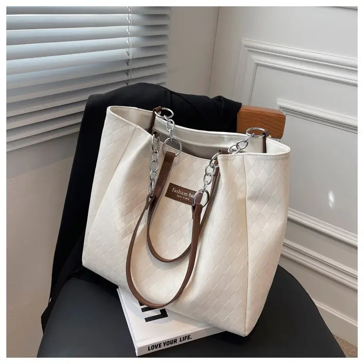Women's Quilted Shoulder Bag White Brown 2022 — feature 37
