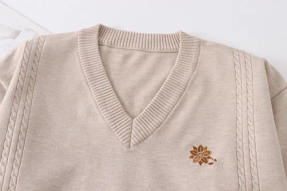 Japanese JK uniform genuine pullover V-neck sweater — feature 5