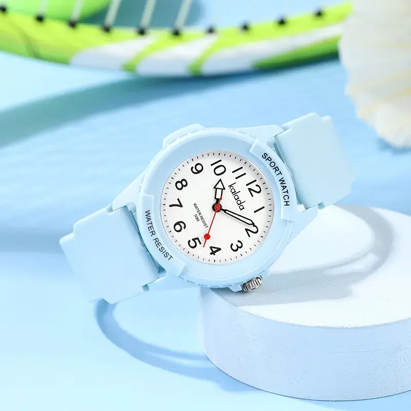 White Silicone Vintage Watch for Men Women Quartz Sports Waterproof