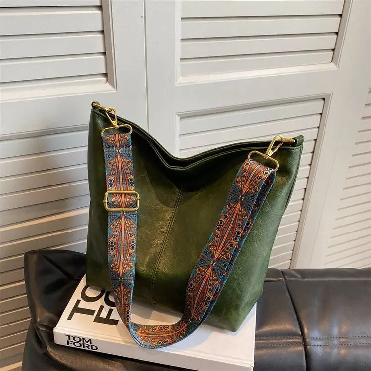 Women's Black Leather Shoulder Bag 2022 Winter New Fashion - Image 5