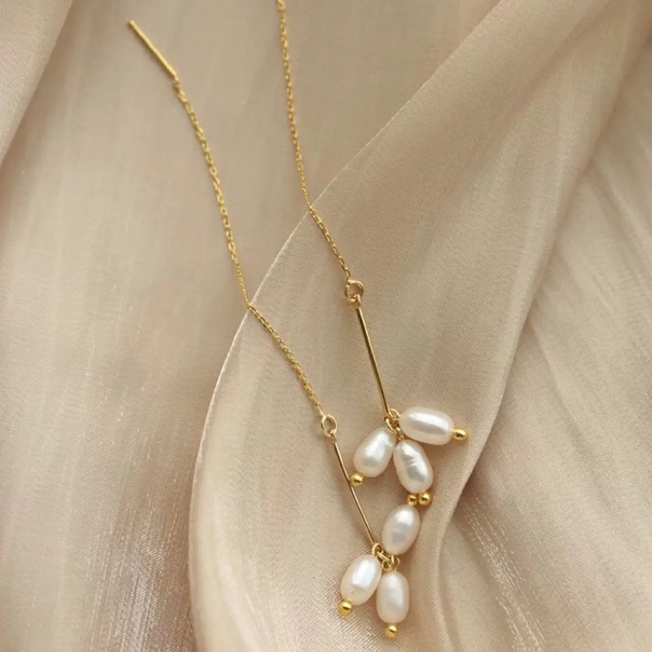 French Retro Pearl Earrings for Women - Image 2
