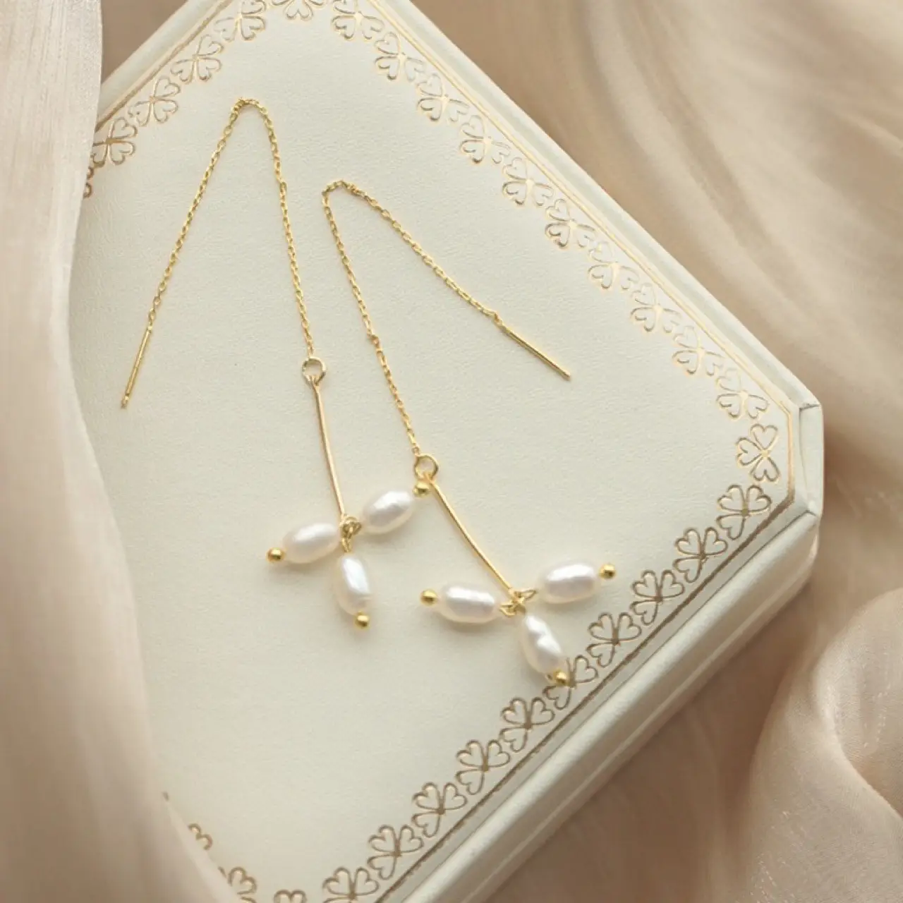 French Retro Pearl Earrings for Women — feature 6