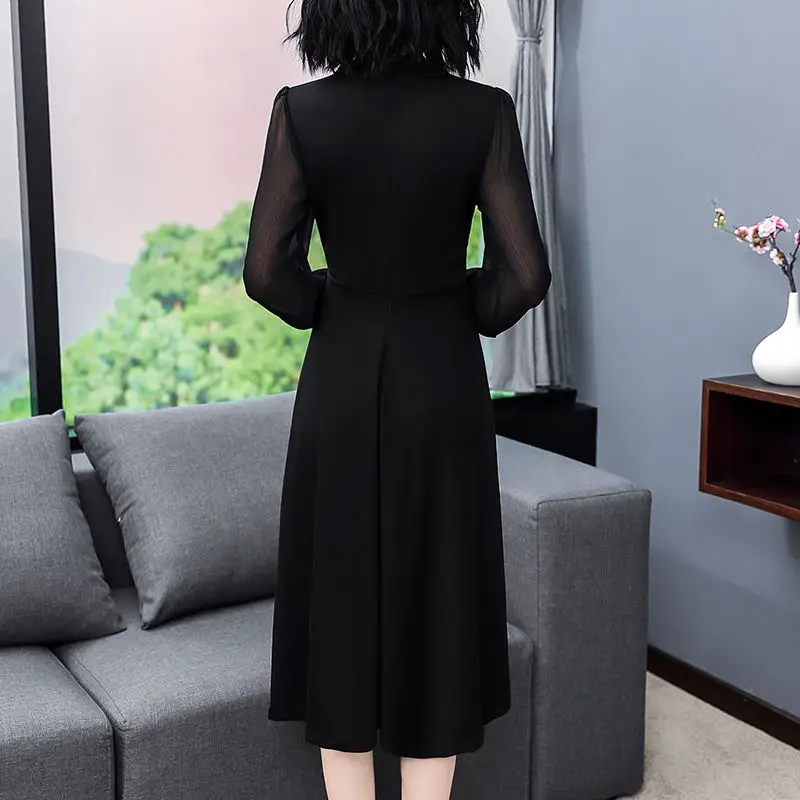 Black Long-Sleeved Slim Fit Dress for Women - Image 3