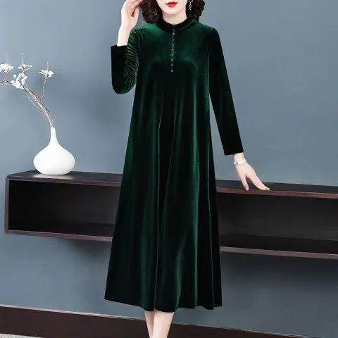 2026 Winter Black Velvet Long Sleeve Dress for Women - Image 3