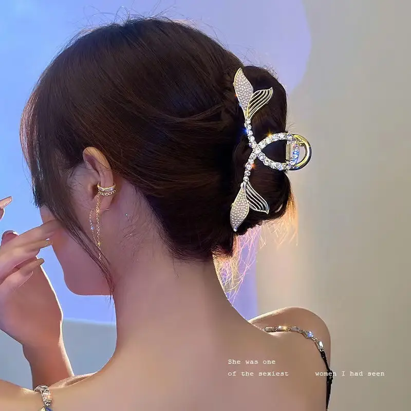 French Style Shark Clip Hairpin with Pearl Fish Tail Design - Image 3