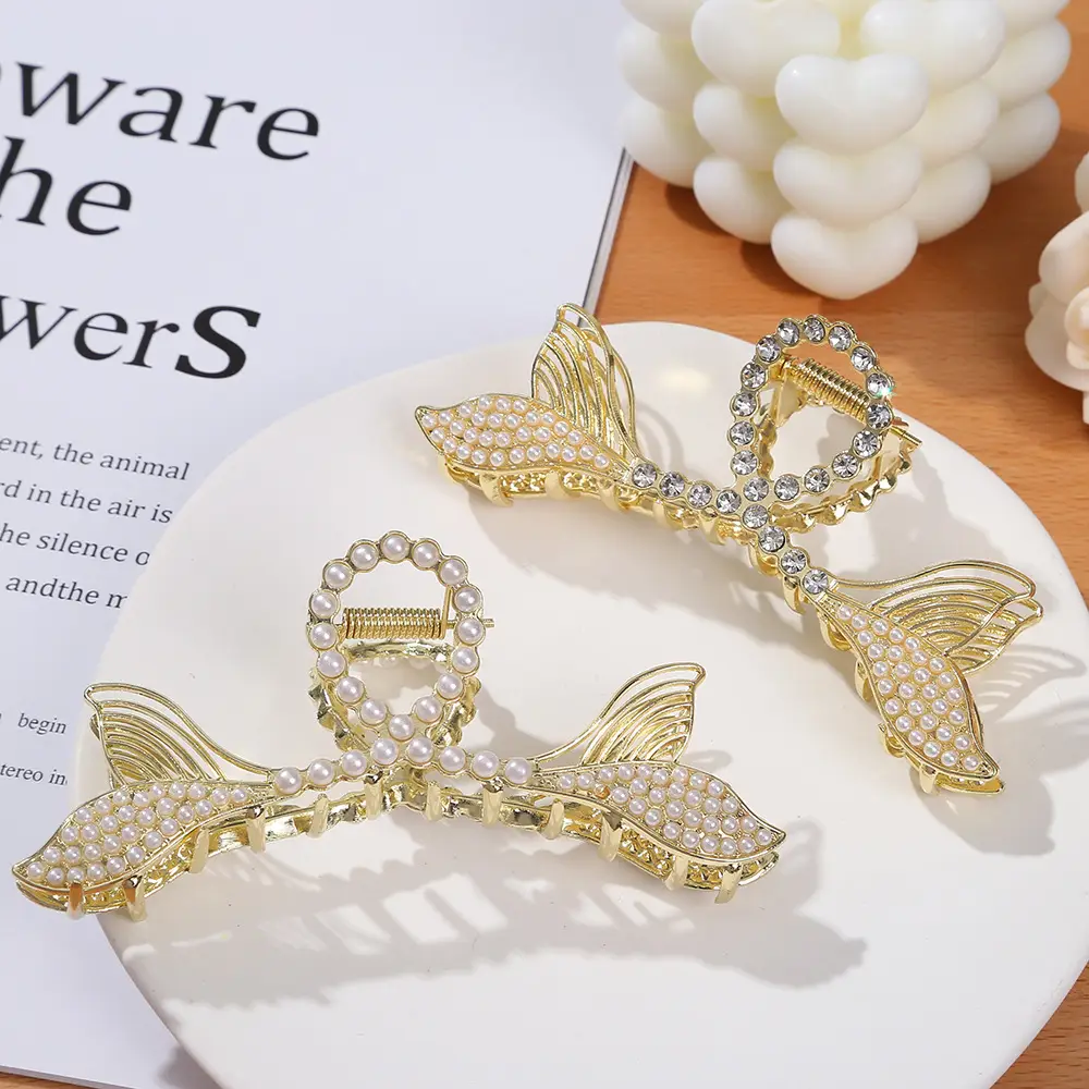 French Style Shark Clip Hairpin with Pearl Fish Tail Design - Image 4