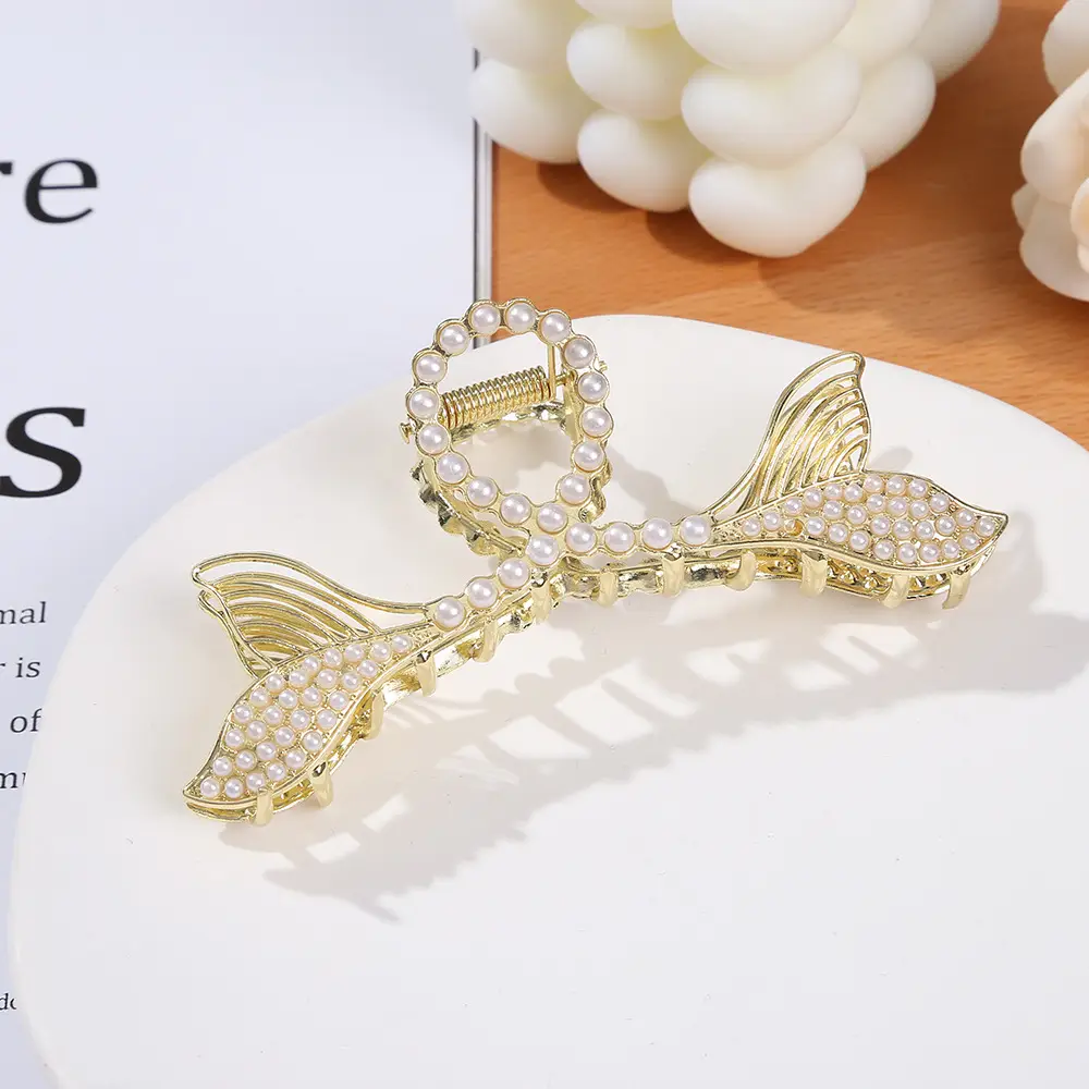 French Style Shark Clip Hairpin with Pearl Fish Tail Design