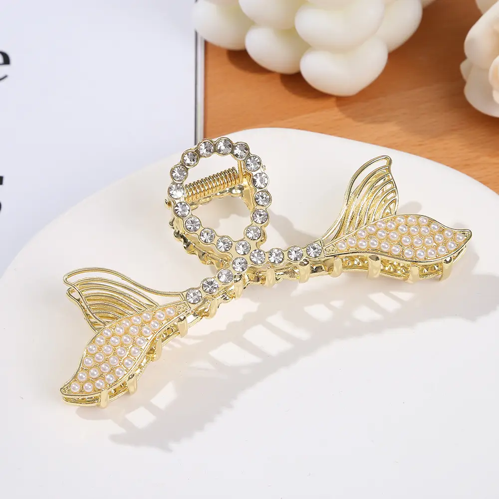 French Style Shark Clip Hairpin with Pearl Fish Tail Design - Image 2