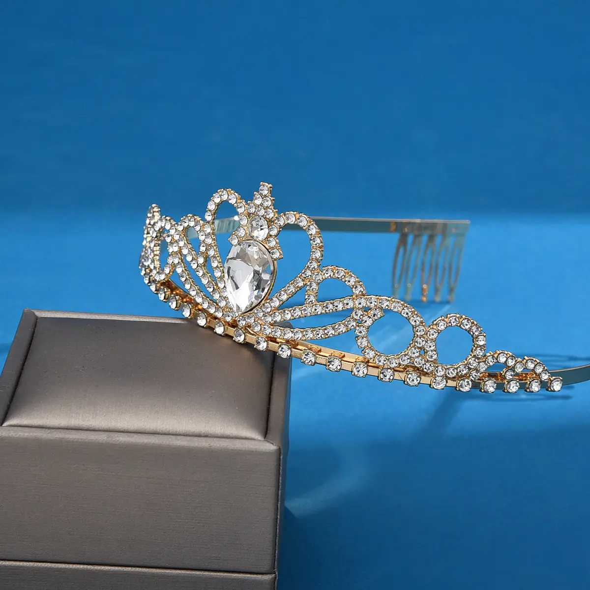 Crystal Crown Headband for Party & Wedding Banquet Dress Up