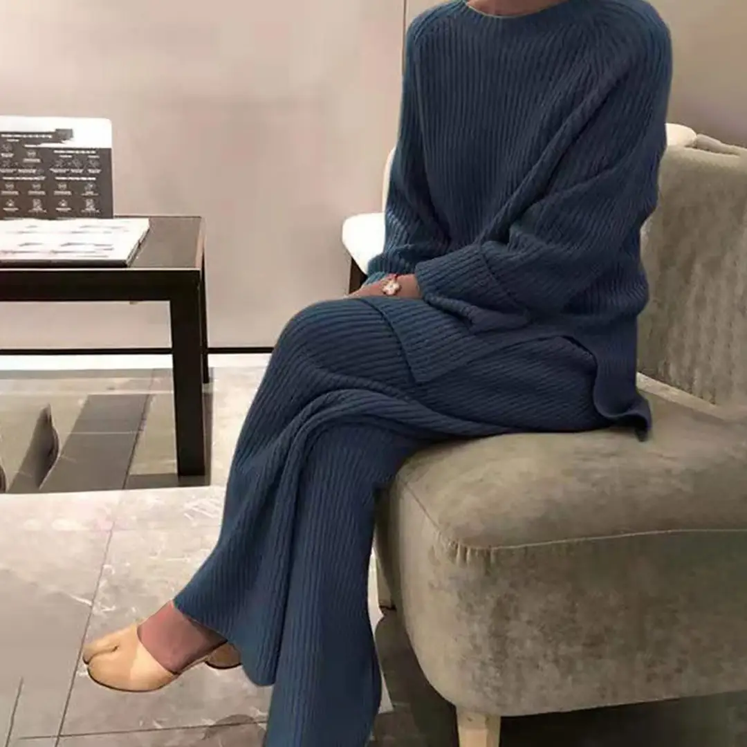 2025 Autumn and Winter European and American Style Loose Long-Sleeved Knitted Two-Piece Women's Casual Pure Color Sweater Suit — feature 11