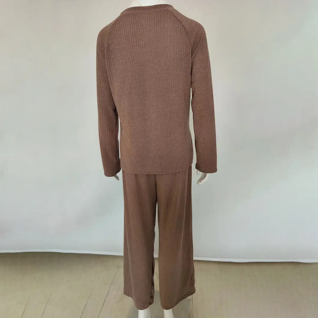 2025 Autumn and Winter European and American Style Loose Long-Sleeved Knitted Two-Piece Women's Casual Pure Color Sweater Suit — feature 7