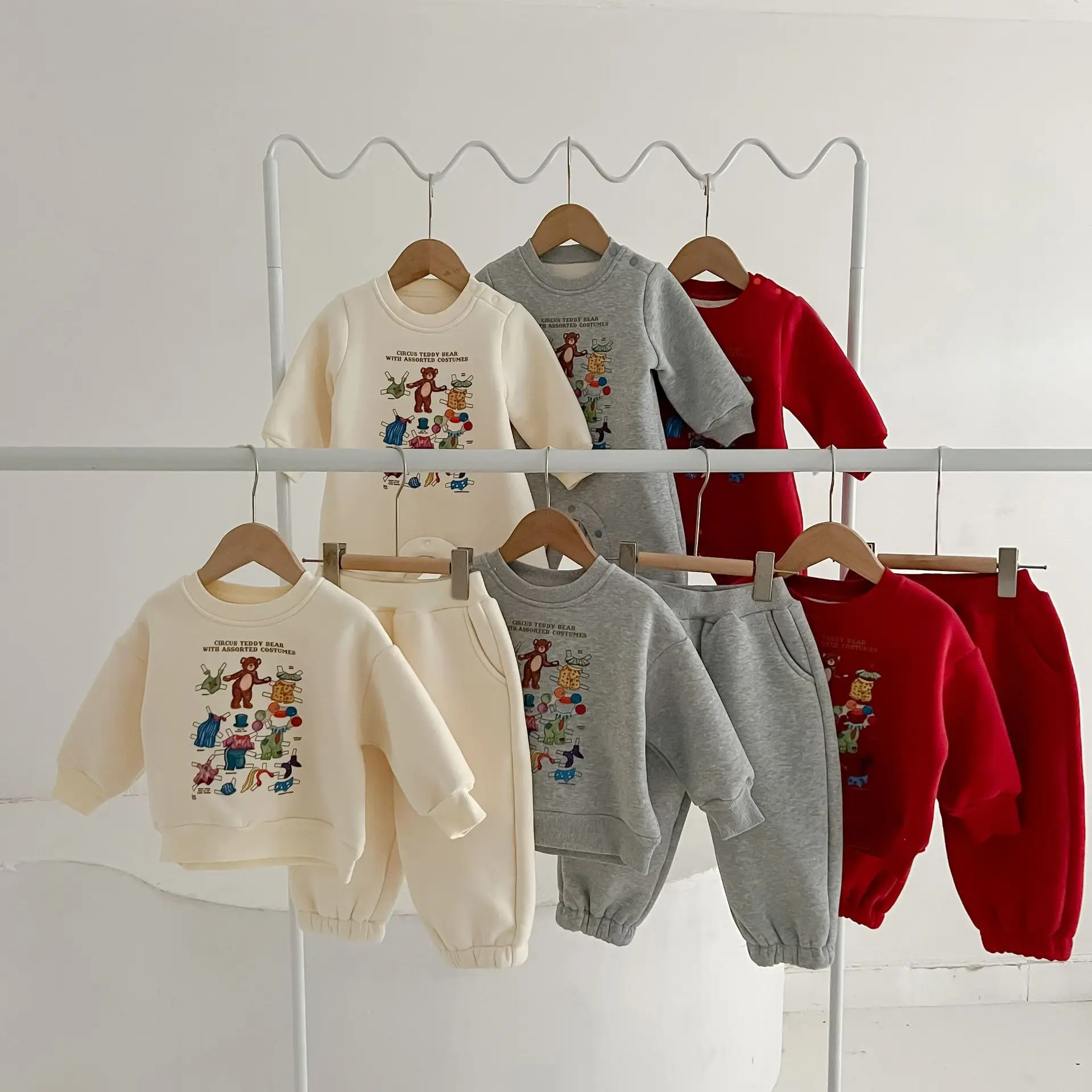 Cute Bear Print Infant Toddler Grey Cotton Romper — feature 2