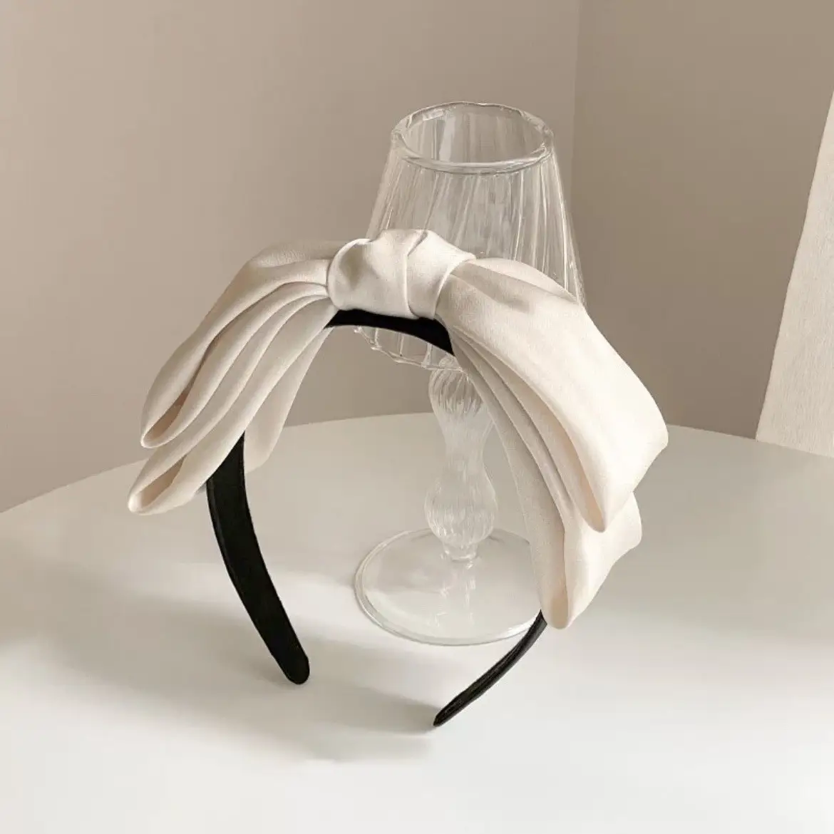 Black Big Bow Headband for Women High Quality - Image 3