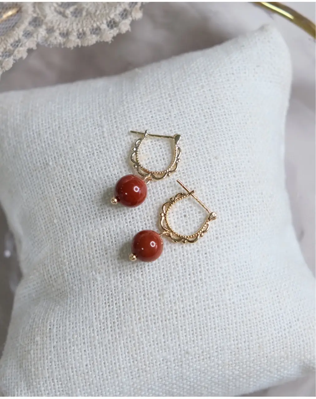 South Red Agate Ear Buckle Earrings 925 Gold — feature 1