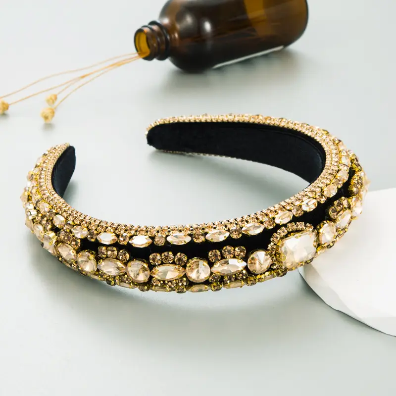 Korean Style Diamond Hairband with Wide Rim and Black Sponges - Image 3