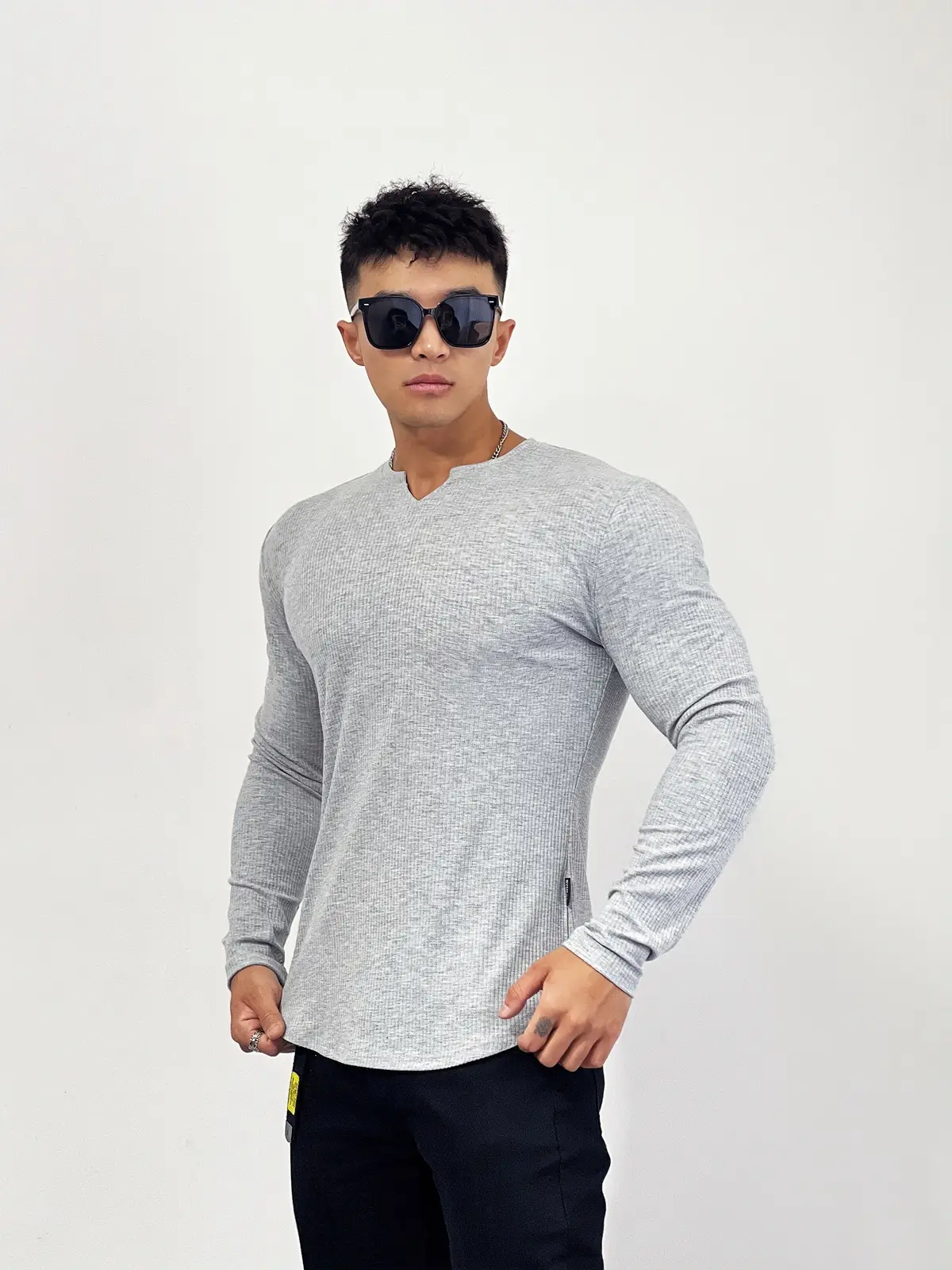 Men's White Long Sleeve Muscle Sports T-Shirt — feature 22
