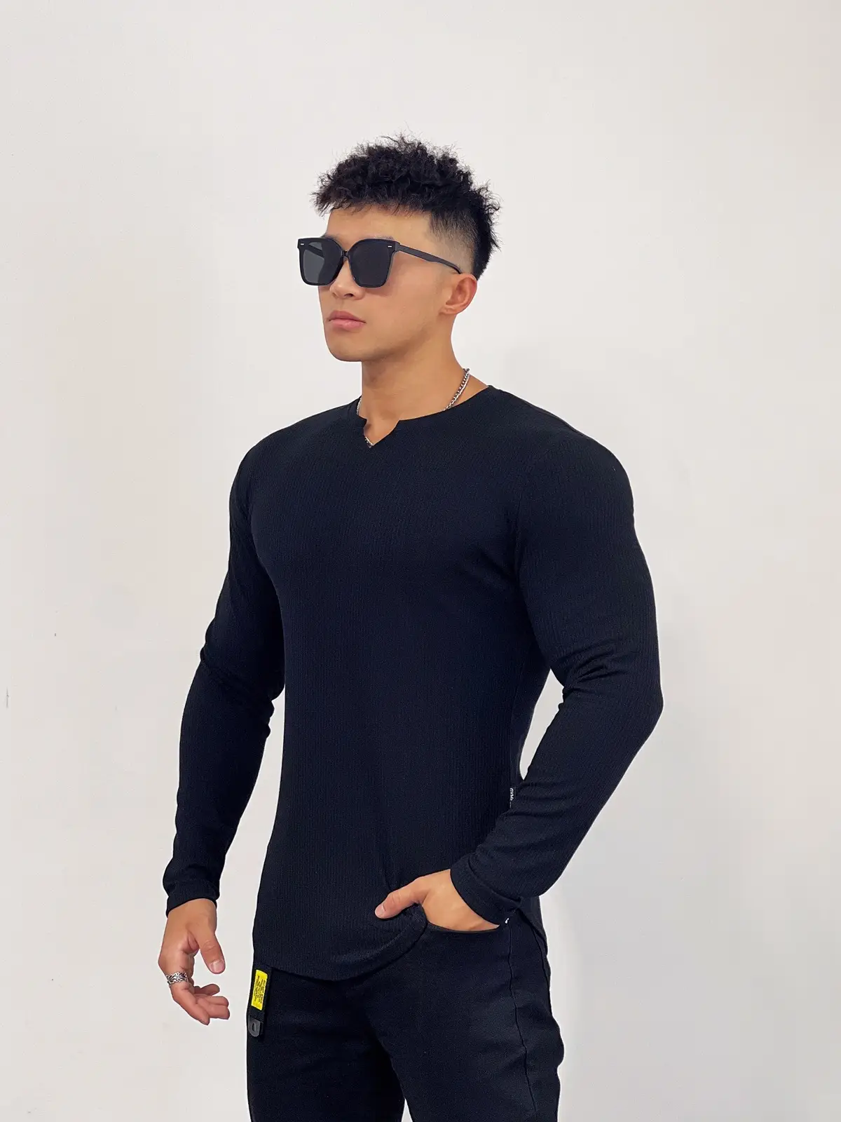Men's White Long Sleeve Muscle Sports T-Shirt — feature 25
