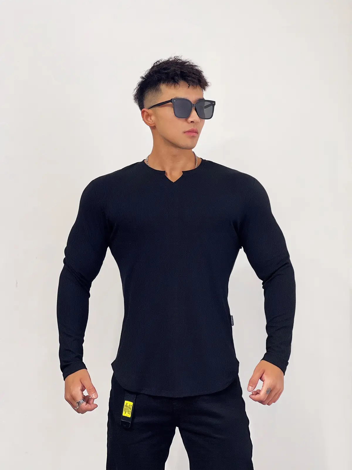 Men's White Long Sleeve Muscle Sports T-Shirt — feature 28