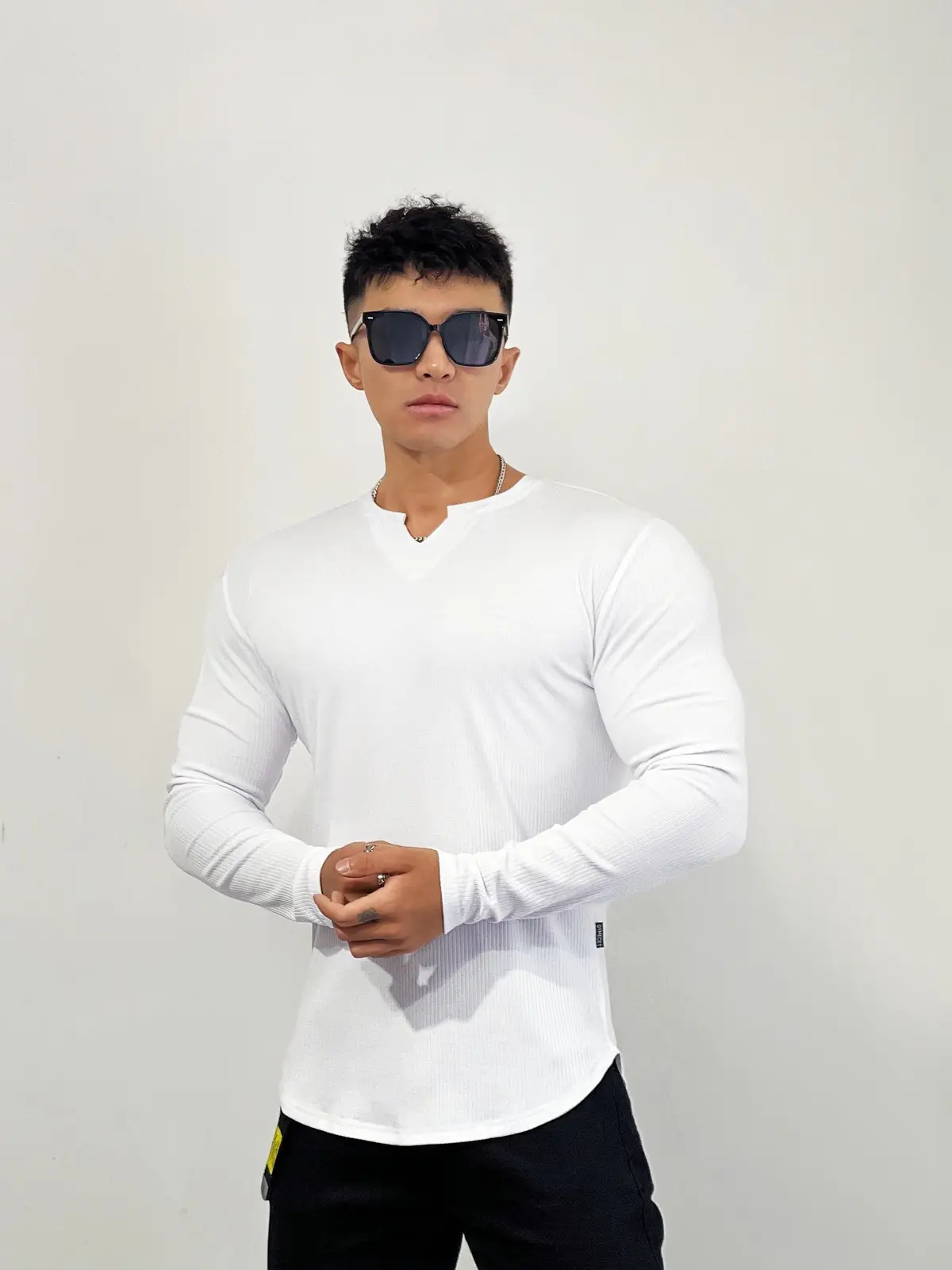 Men's White Long Sleeve Muscle Sports T-Shirt — feature 8