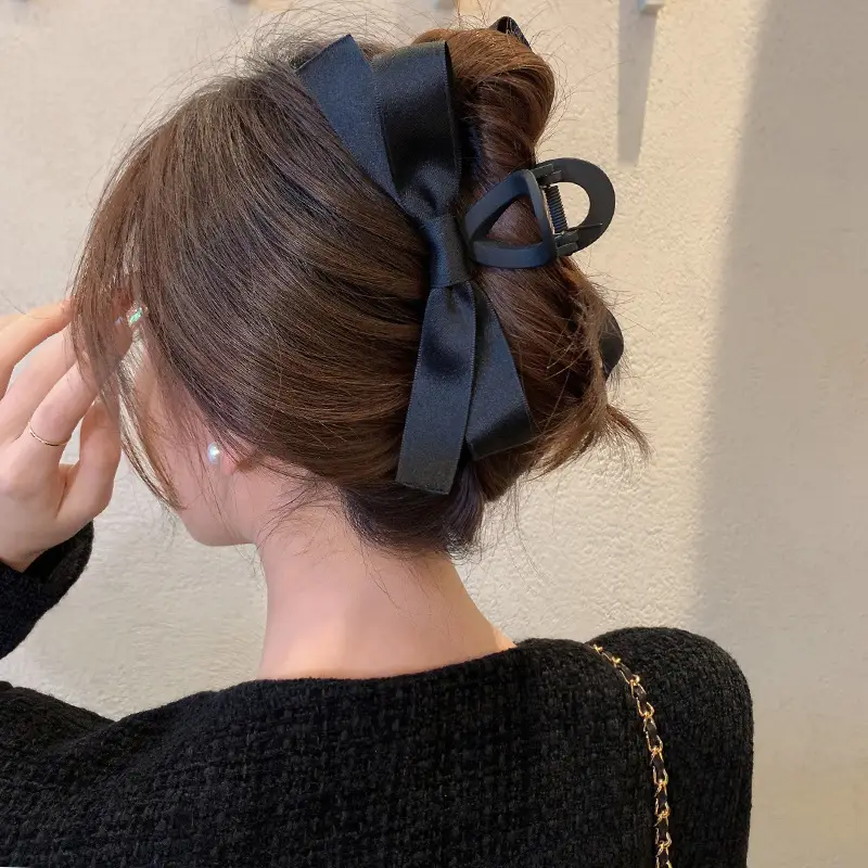 Black Double-Sided Bow Large Grabber Fugitive Princess Headdress Large Elegant Shark Clip Back of the Head Hairpin - Image 7