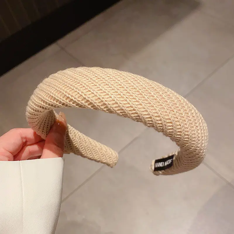 Black Twill Hairband Wide Edge for Women - Image 3