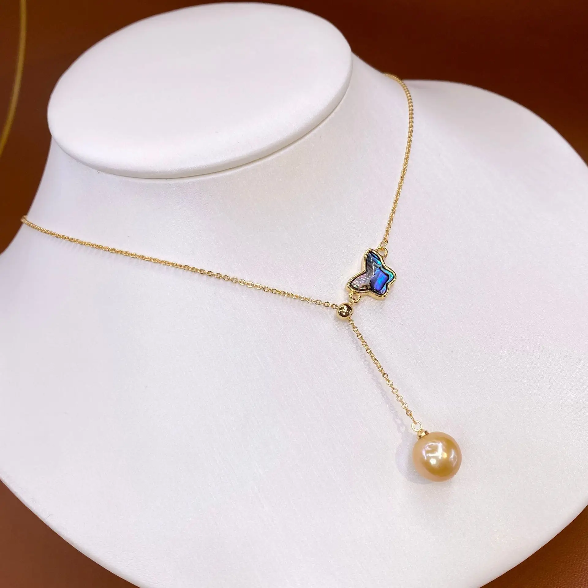 Foreign Trade Gold Pearl Pendant Necklace with Mother Shell Design - Image 2