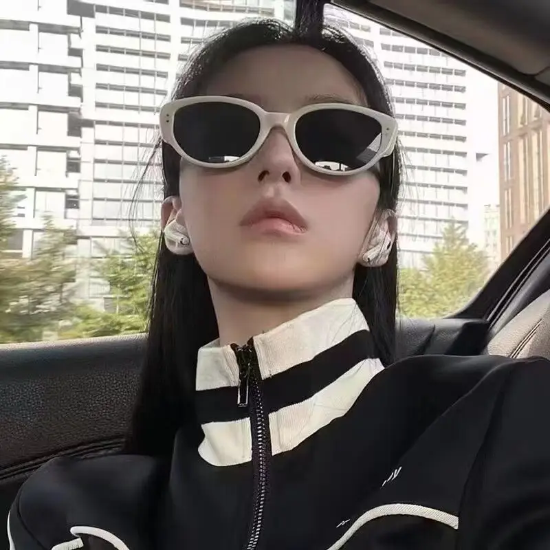 Black & White Rice Cat Eye Sunglasses 2025 Women - Image 2