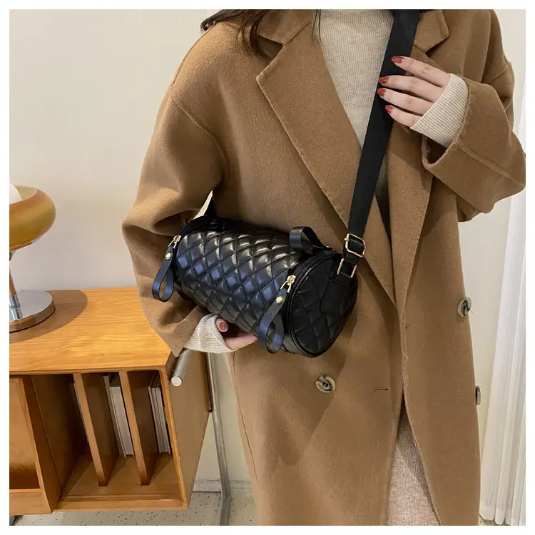 Korean Style Women's Brown Quilted Crossbody Bag — feature 9
