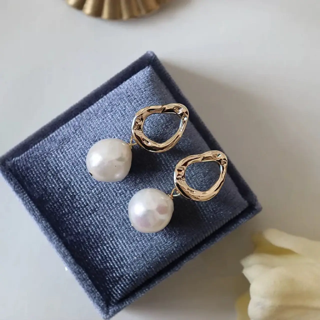 Pearl Earrings Female 925 Silver Needle Niche Retro French Style