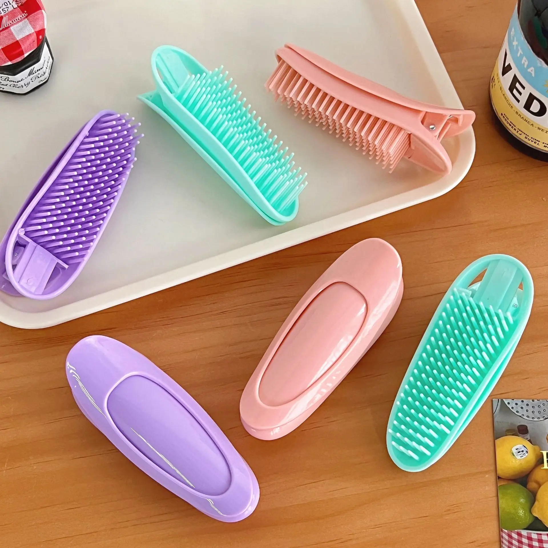 Pink Hair Clip for Fluffy Hair Styling - Image 3