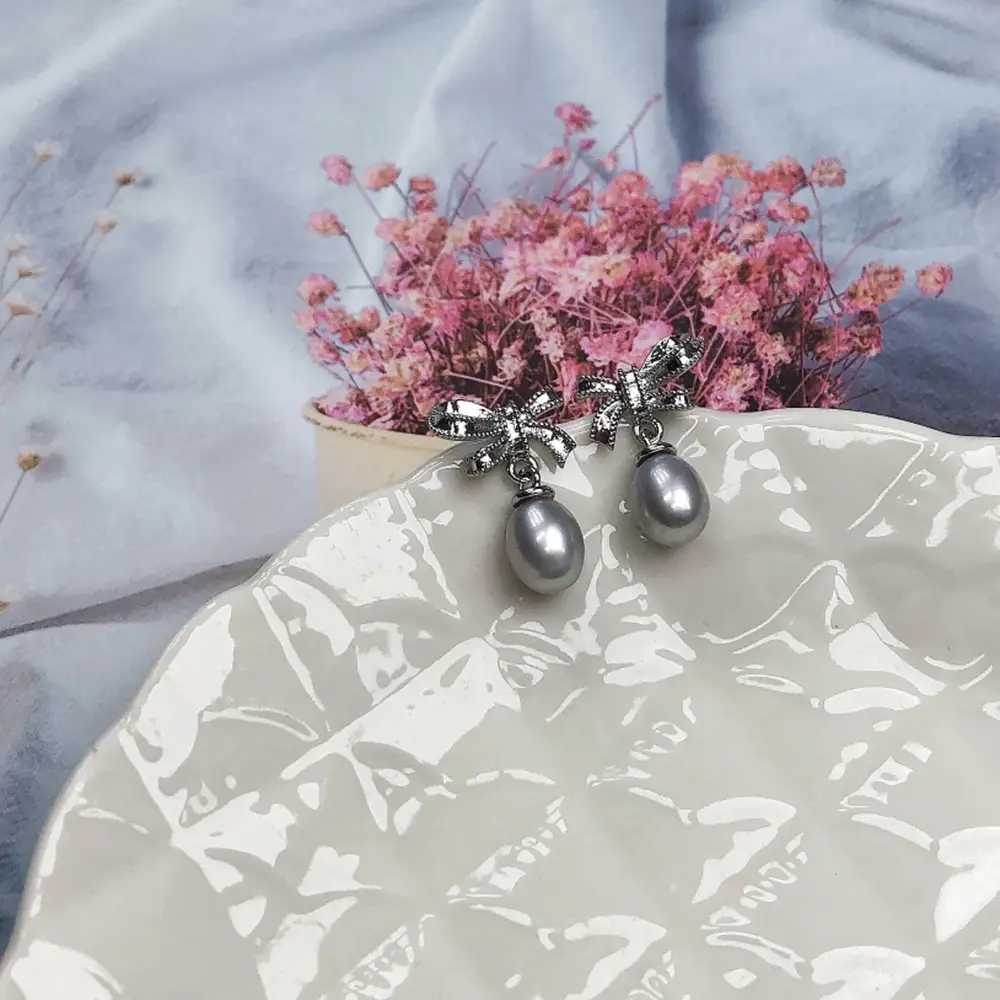 Pearl Earrings with Bow Design for Women - Image 9